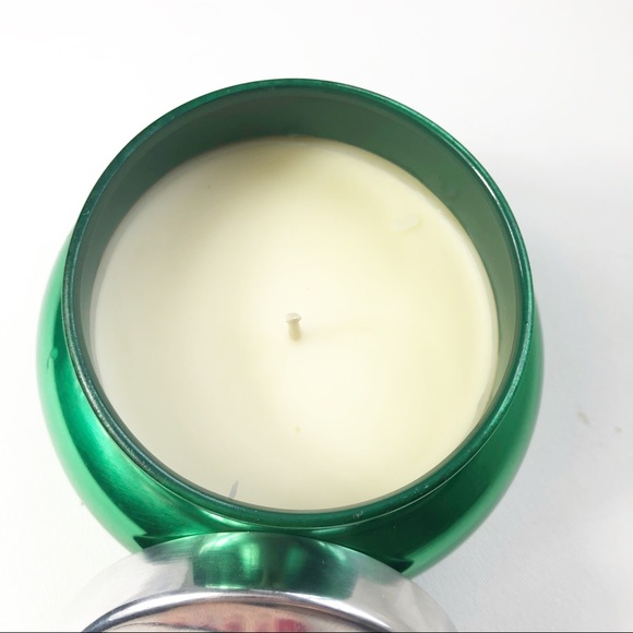 NWT VOLCANO Capri Blue 19 Oz Jar Candle - Picture 5 of 9